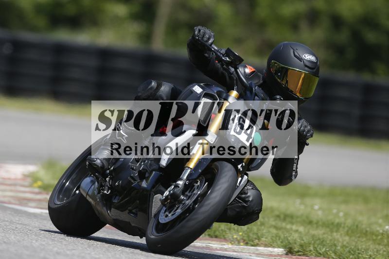/15 13.05.2025 Max Racing ADR/Gruppe gruen/64